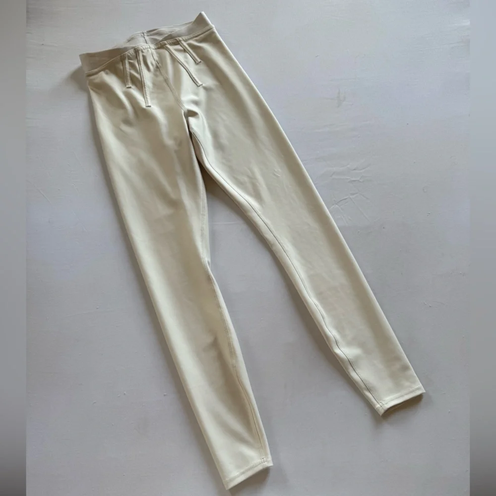 Alo Yoga High Waist Leggings Womens Size XXS  cream Athletic 028-B